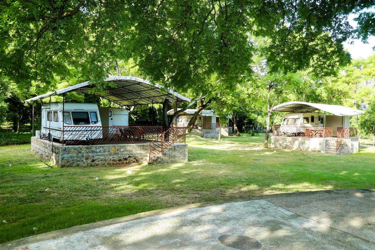 Bed and Breakfast Malwathu Oya Caravan Park Анурадхапура Экстерьер фото