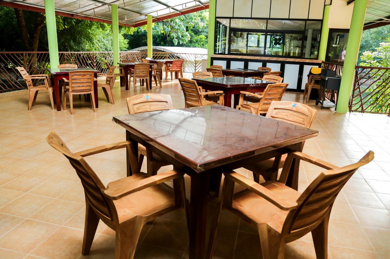 Bed and Breakfast Malwathu Oya Caravan Park Анурадхапура Экстерьер фото
