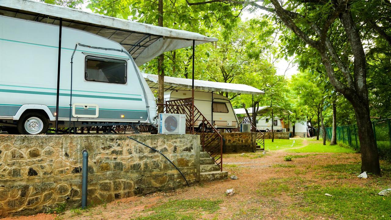 Bed and Breakfast Malwathu Oya Caravan Park Анурадхапура Экстерьер фото